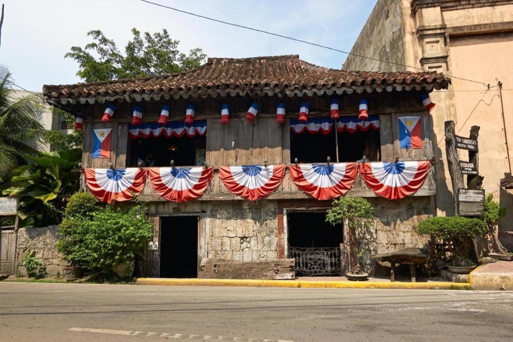 Richmond Plaza Hotel Tabok Luaran gambar