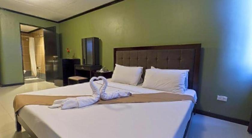 Richmond Plaza Hotel Tabok Luaran gambar