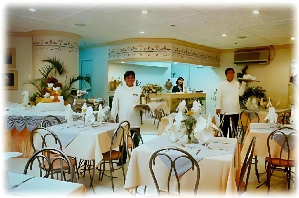 Richmond Plaza Hotel Tabok Luaran gambar