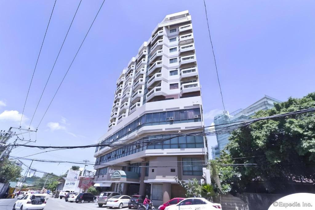 Richmond Plaza Hotel Tabok Luaran gambar
