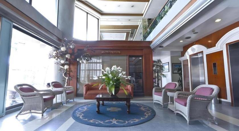 Richmond Plaza Hotel Tabok Luaran gambar