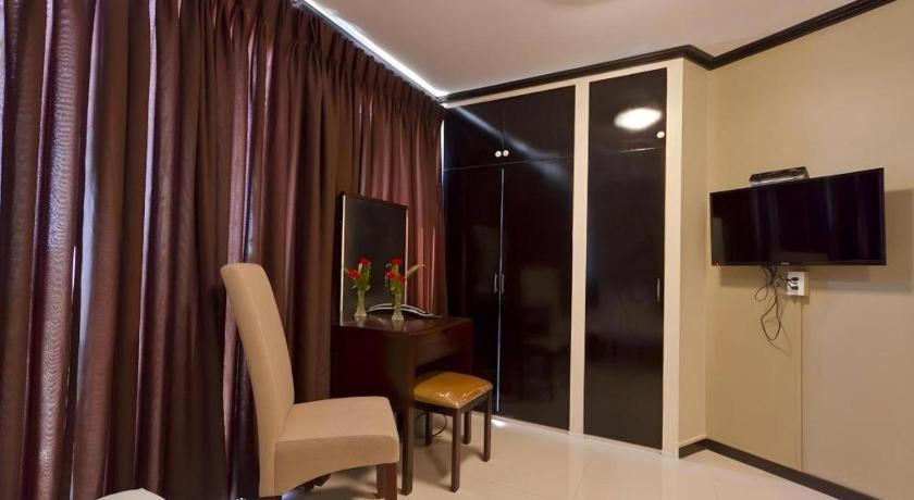 Richmond Plaza Hotel Tabok Luaran gambar